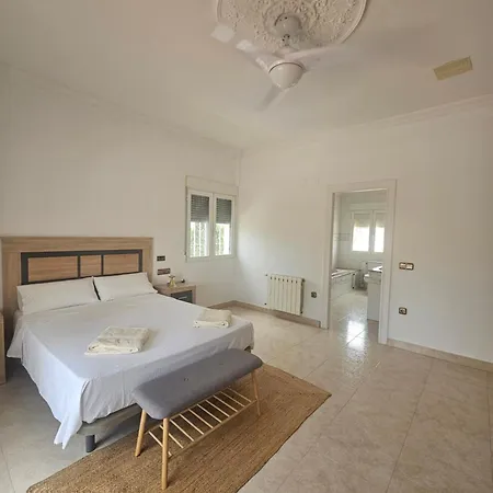 Villa Olivos *